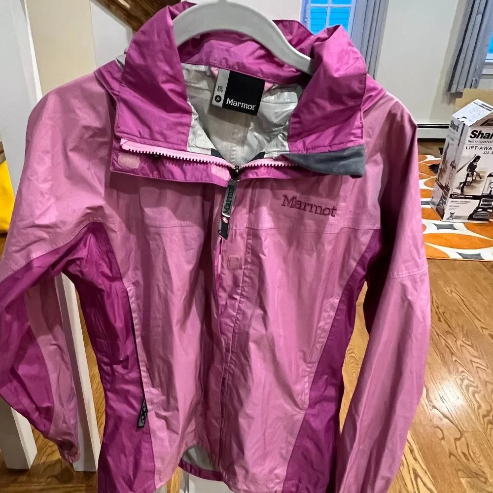 Women's Marmot Rain Jacket - Pink - Pockets - Full Zip - SIZE XS